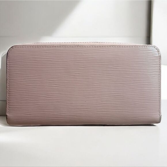LOUIS VUITTON Epi Zippy Wallet Long Wallet Rose Valerine - Picture 3 of 16